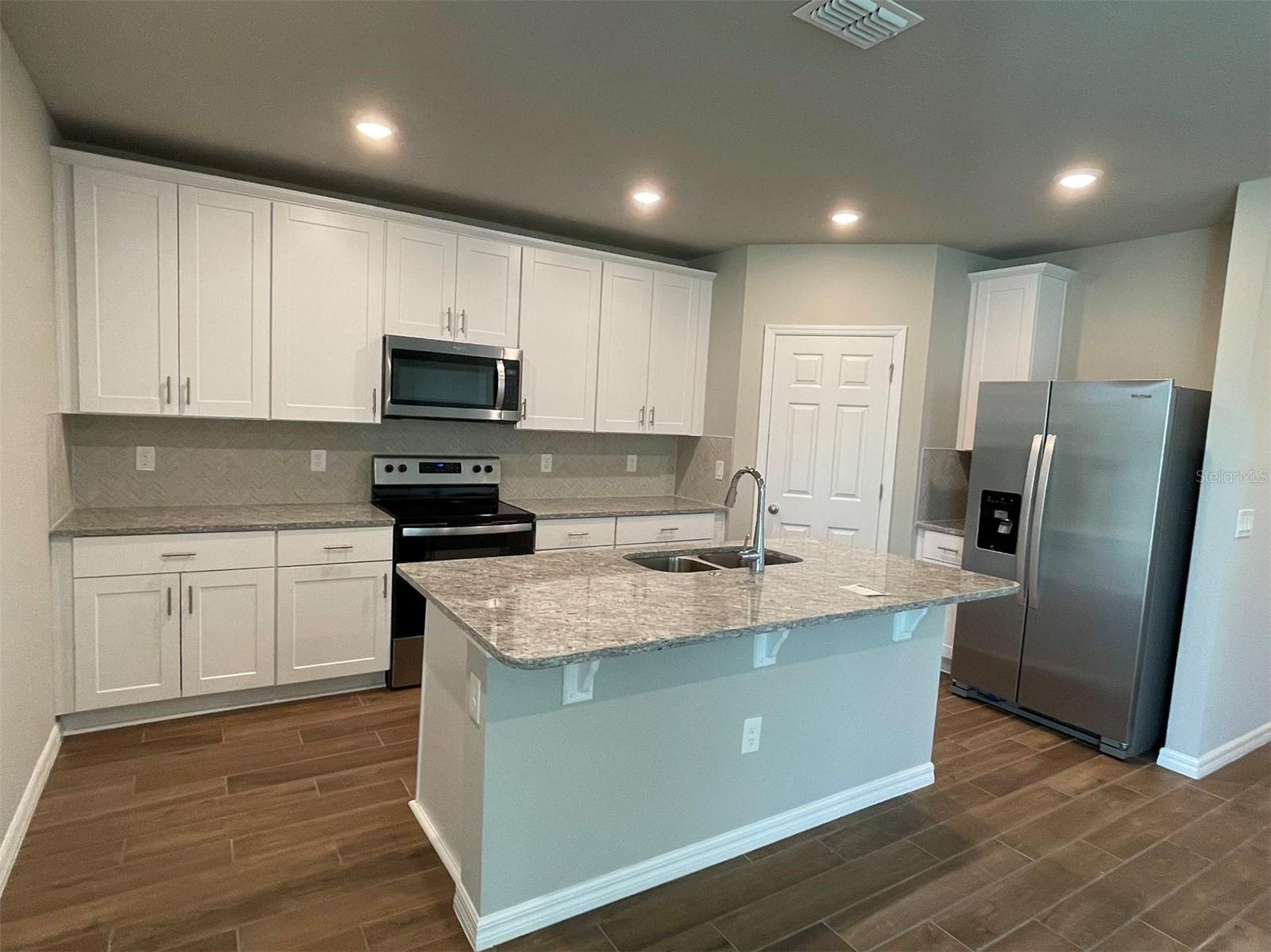 SILVER SPGS 2 - Residential Lease