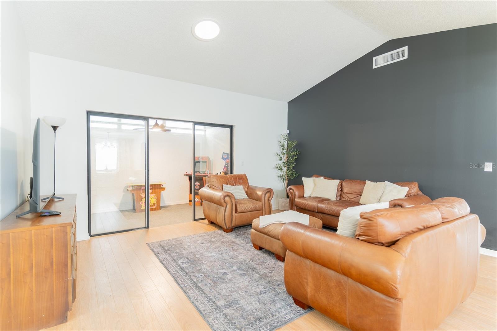 FLORIDA HIGHLAND CO - Residential