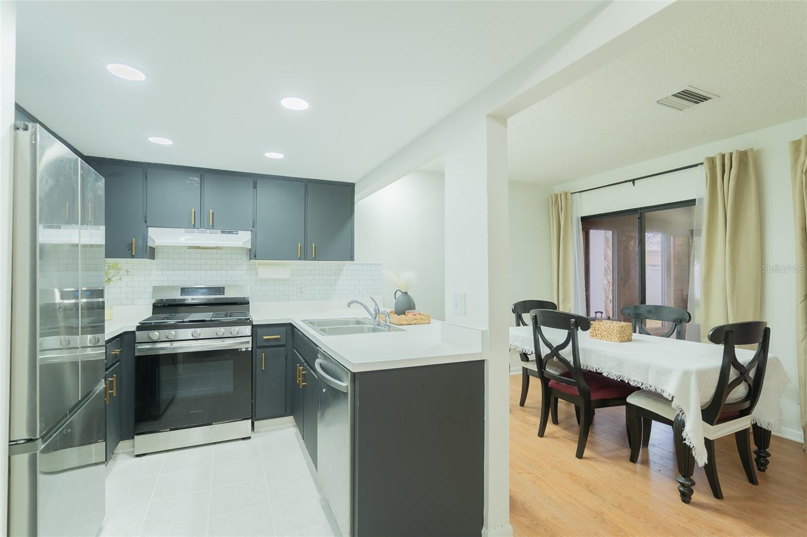 FLORIDA HIGHLAND CO - Residential