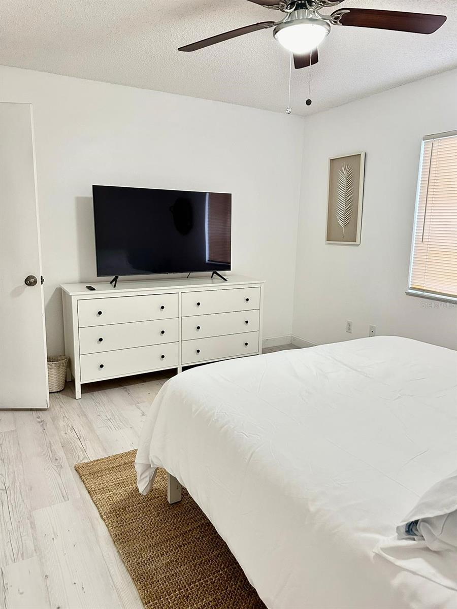 FOX HUNT LANES PH 02 - Residential Lease