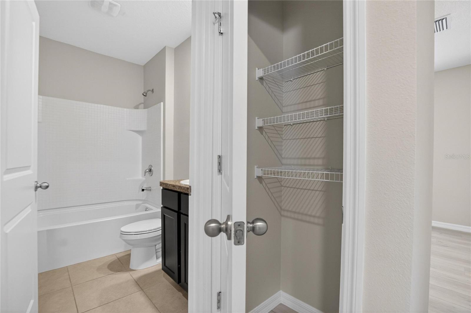 CYPRESS CREEK PH 5C-3 - Residential Lease