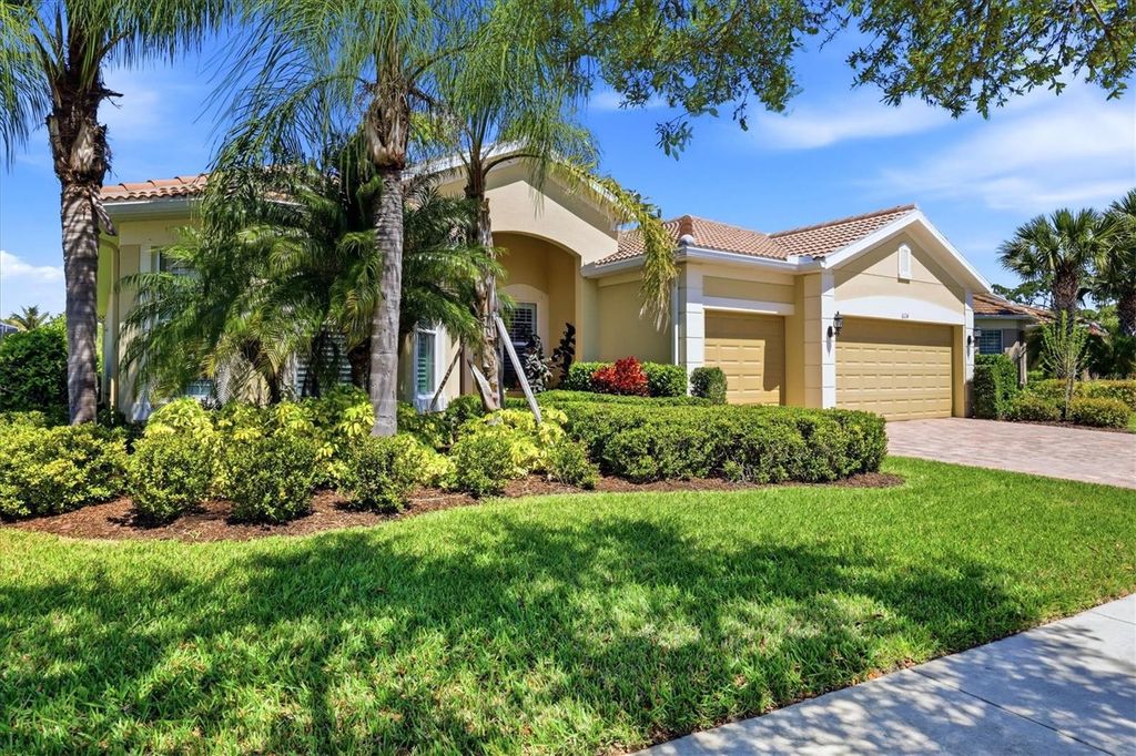 Photo of 6124 Abaco Drive, Sarasota, FL 34238 (MLS # A4687190)