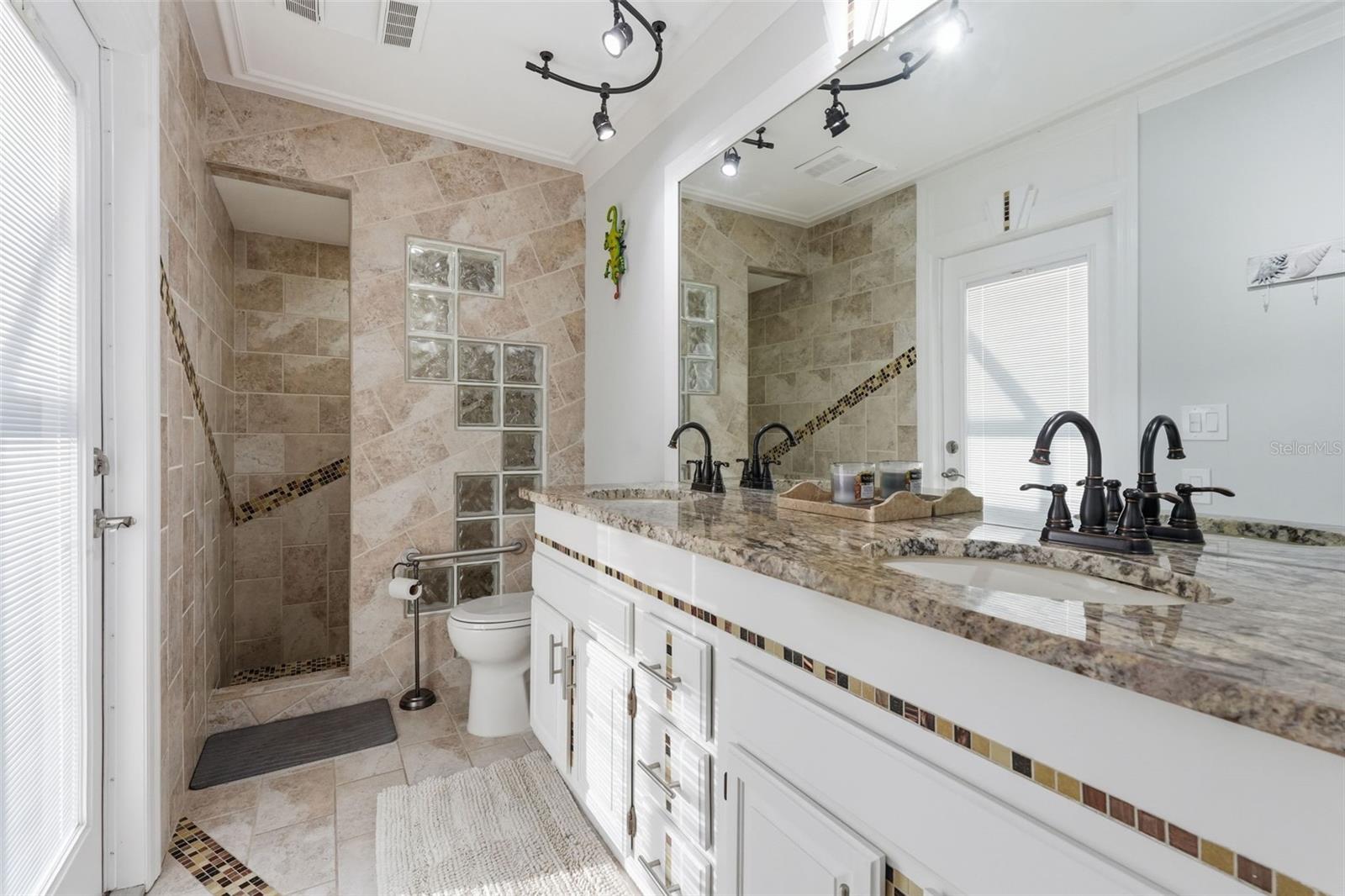 QUAIL RIDGE - Residential