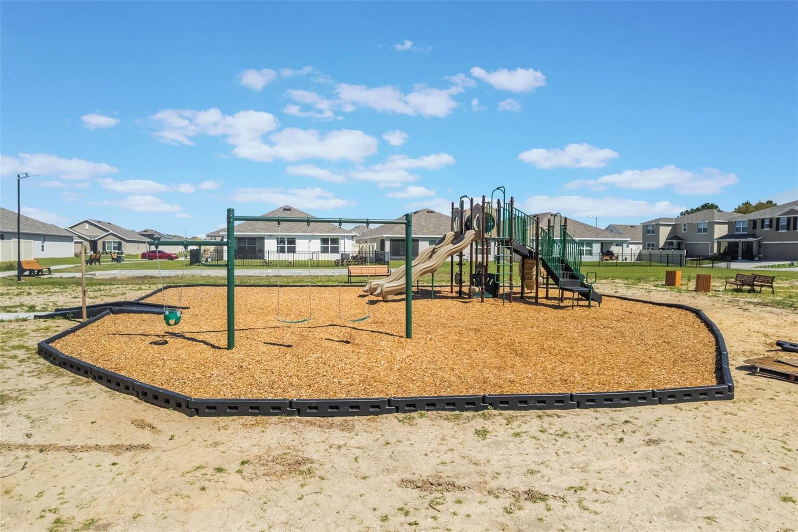 TRIUMPH SOUTH PH 1 - Residential