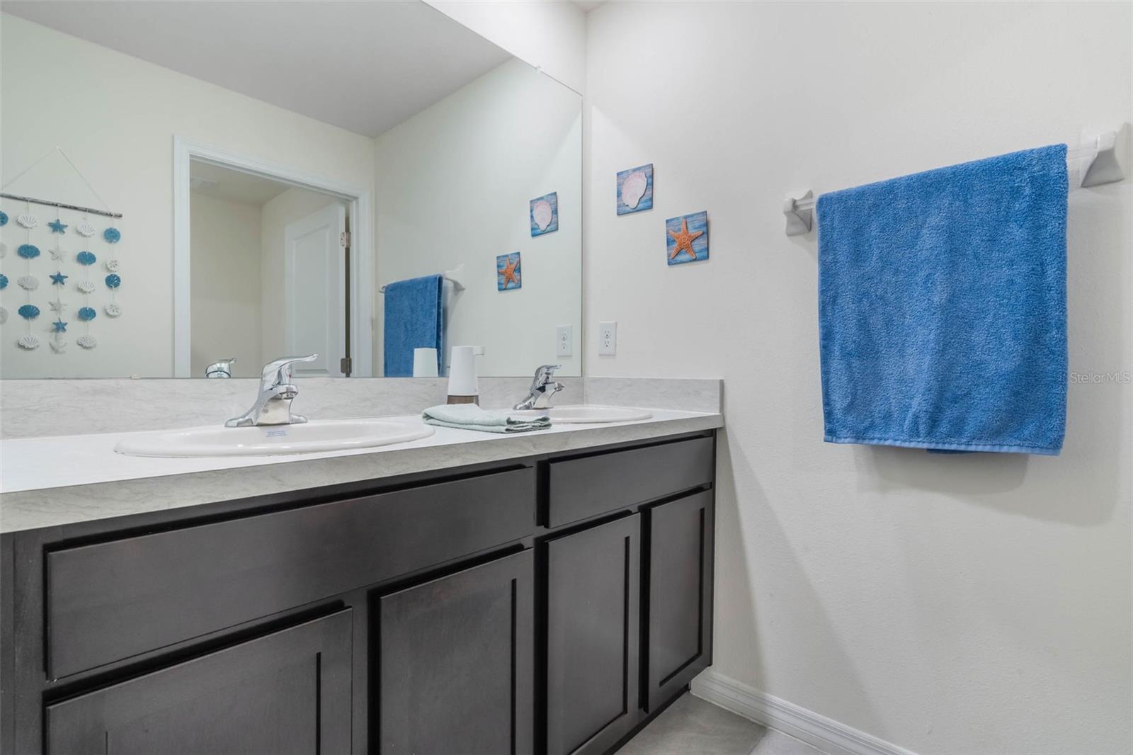 TRIUMPH SOUTH PH 1 - Residential