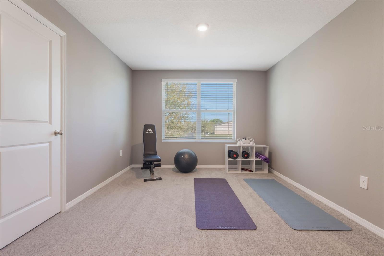 TRIUMPH SOUTH PH 1 - Residential