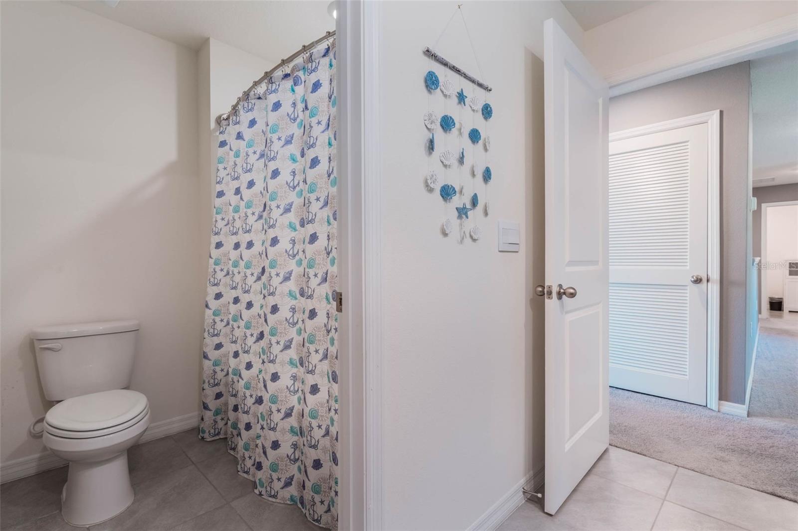 TRIUMPH SOUTH PH 1 - Residential