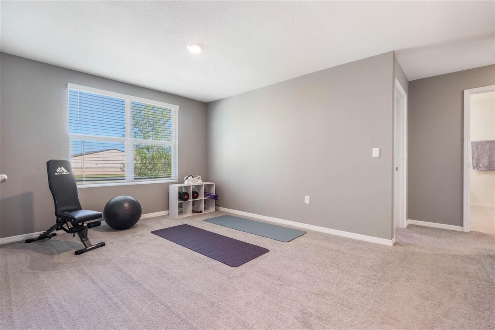 TRIUMPH SOUTH PH 1 - Residential