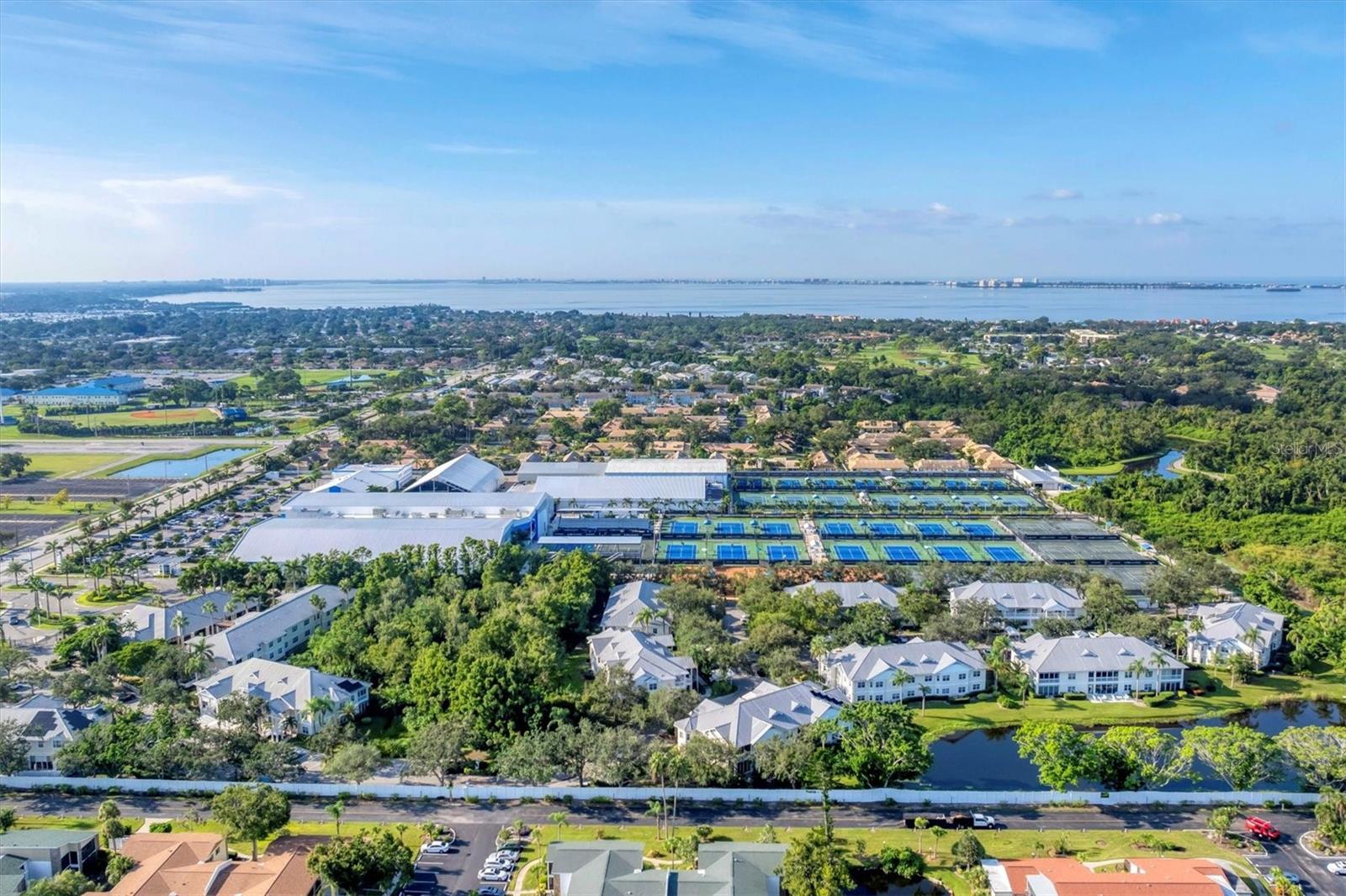 BOLLETTIERI RESORT VILLAS V - Residential