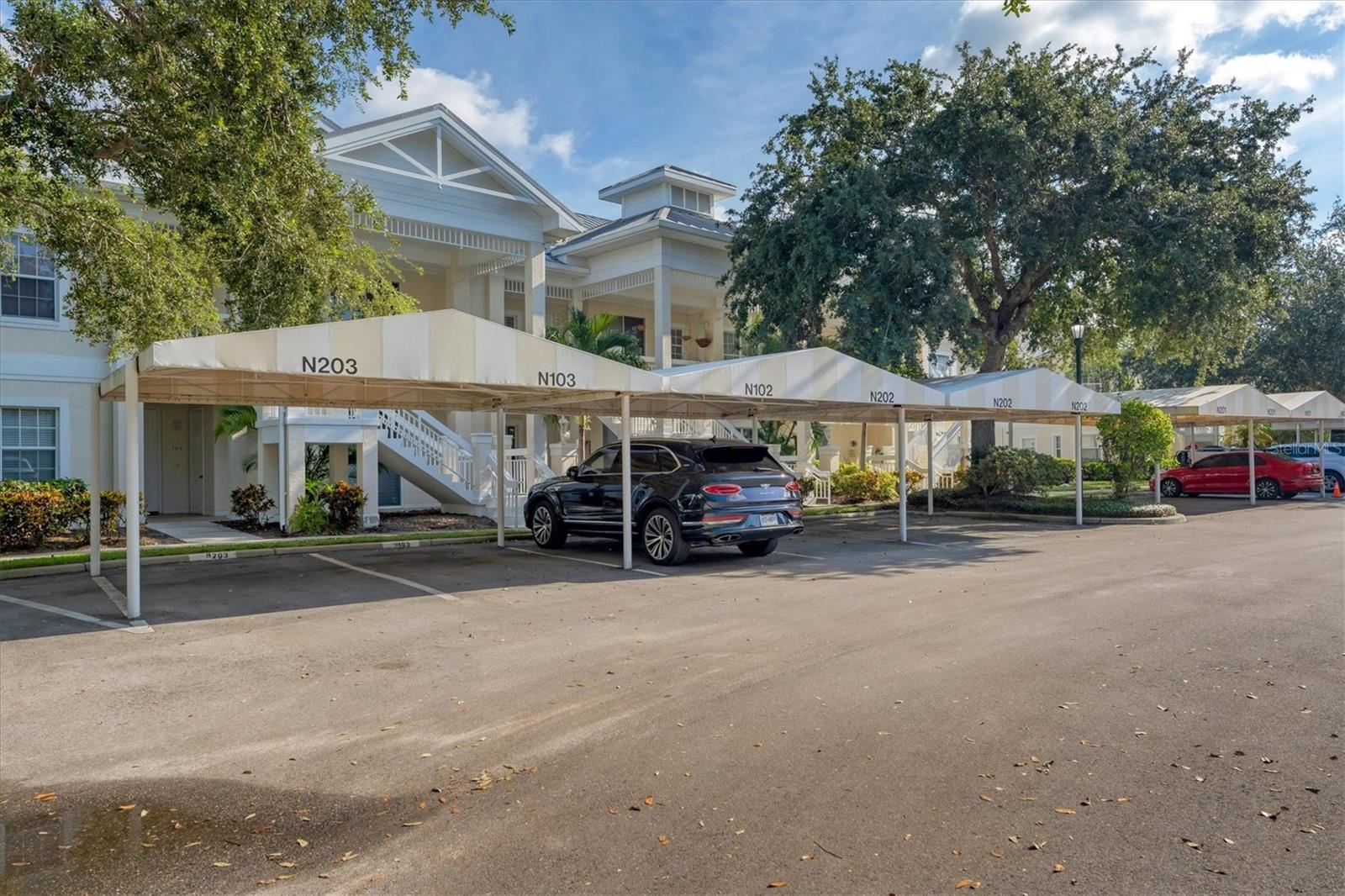 BOLLETTIERI RESORT VILLAS V - Residential