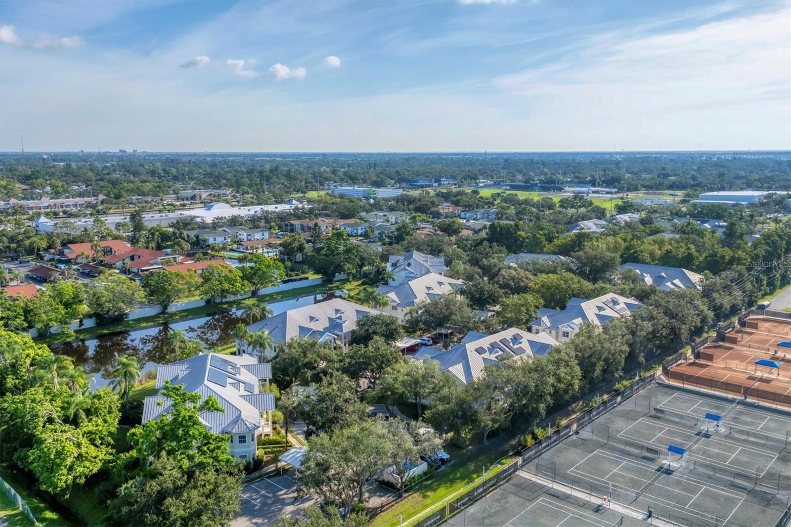 BOLLETTIERI RESORT VILLAS V - Residential