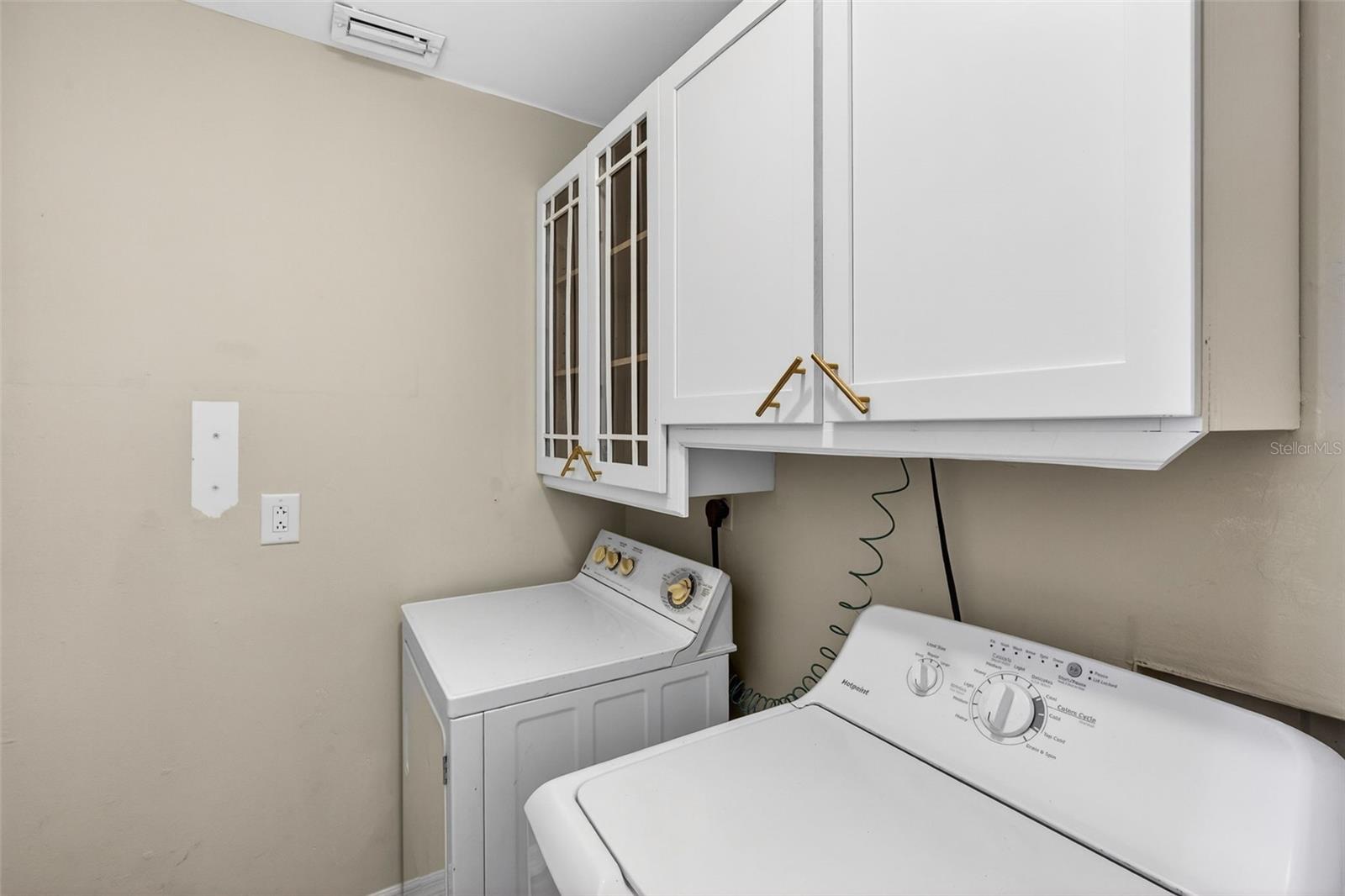 GROVELAND FARMS 21-22-25 - Residential