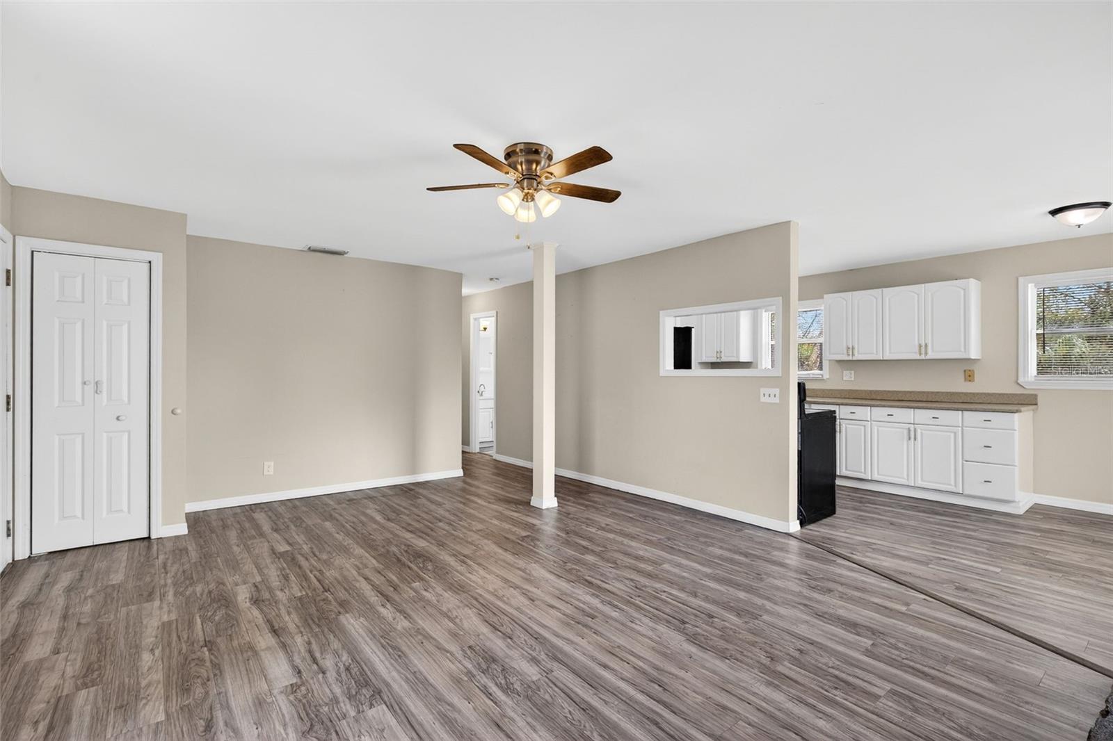 GROVELAND FARMS 21-22-25 - Residential