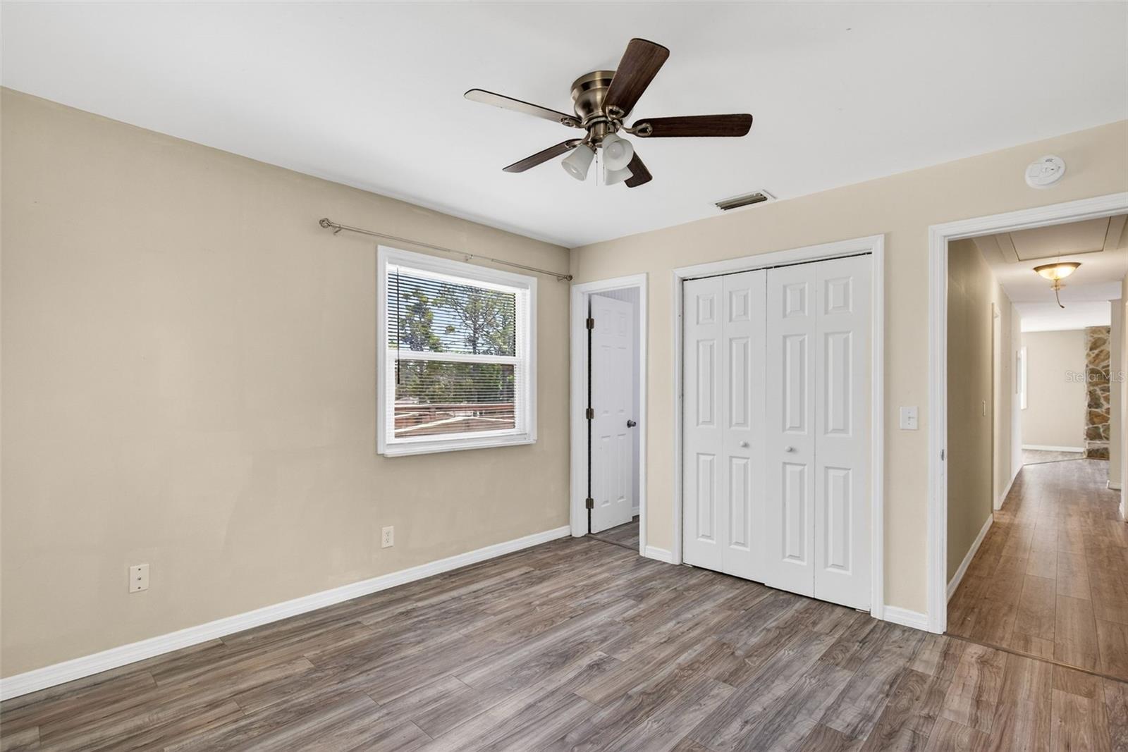 GROVELAND FARMS 21-22-25 - Residential