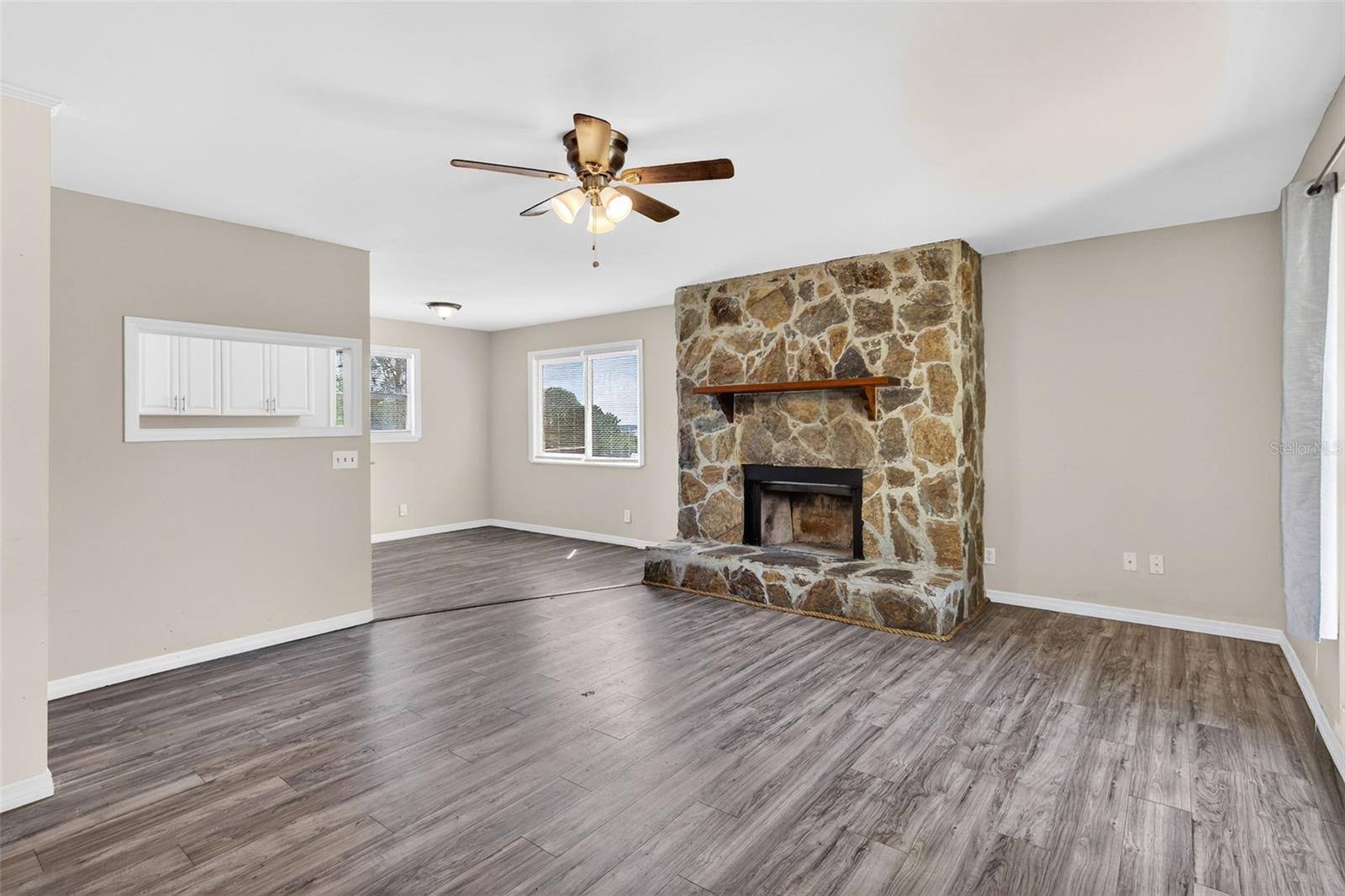 GROVELAND FARMS 21-22-25 - Residential