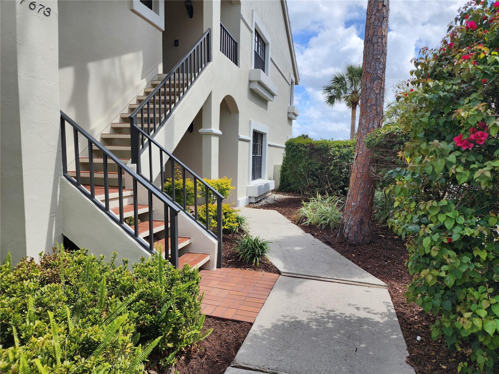 7673 FAIRWAY WOODS DRIVE 706