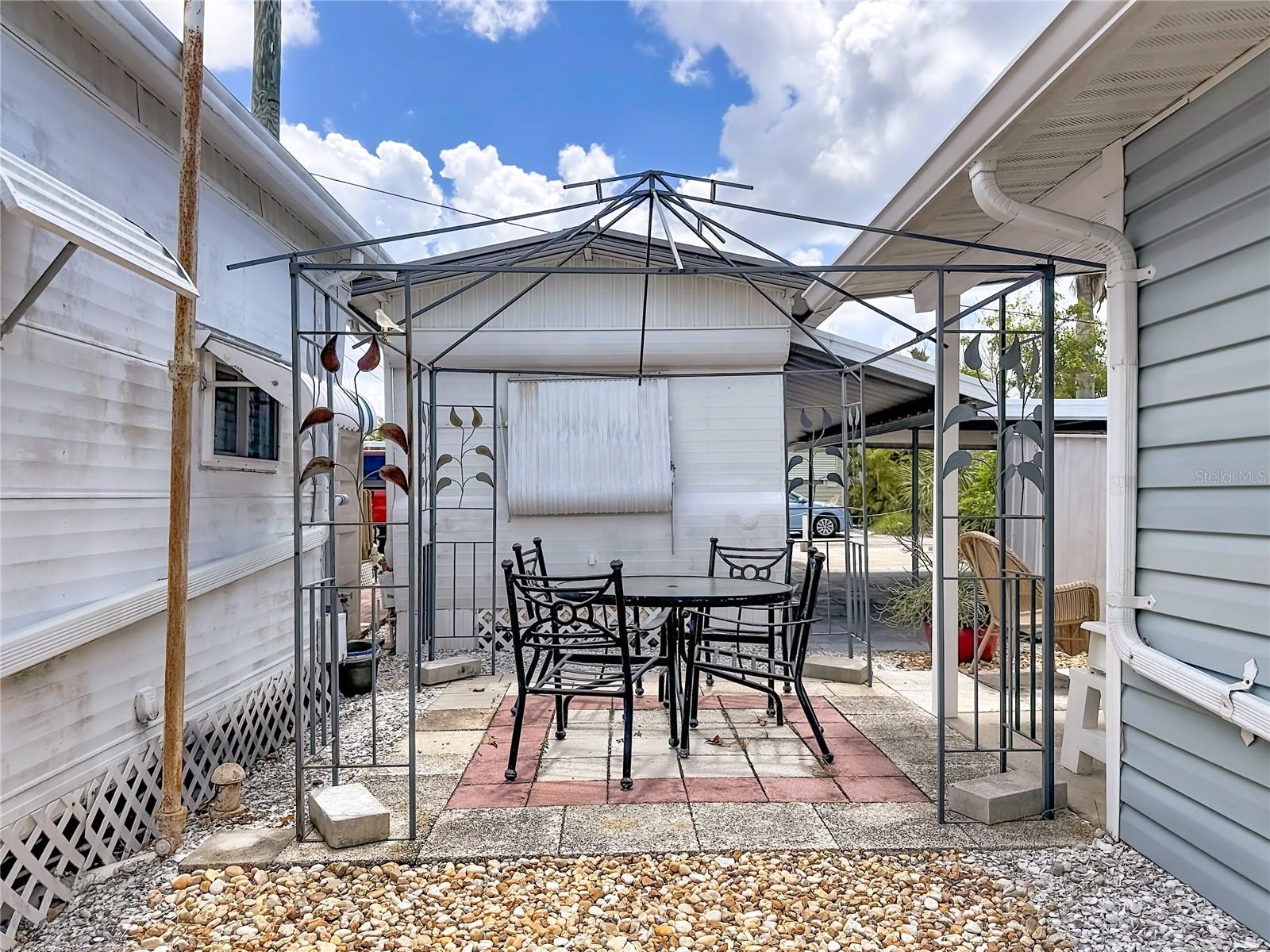 PARADISE BAY ESTATES CO-OP - Residential