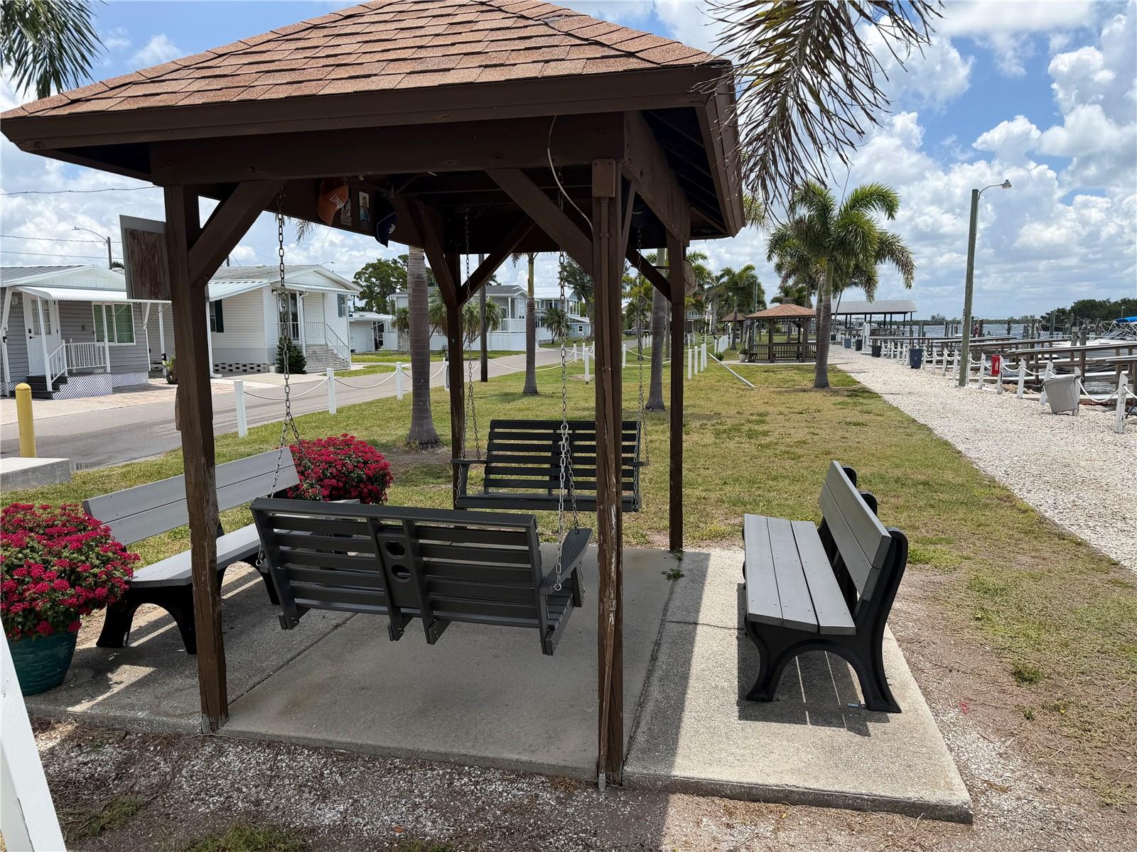 PARADISE BAY ESTATES CO-OP - Residential