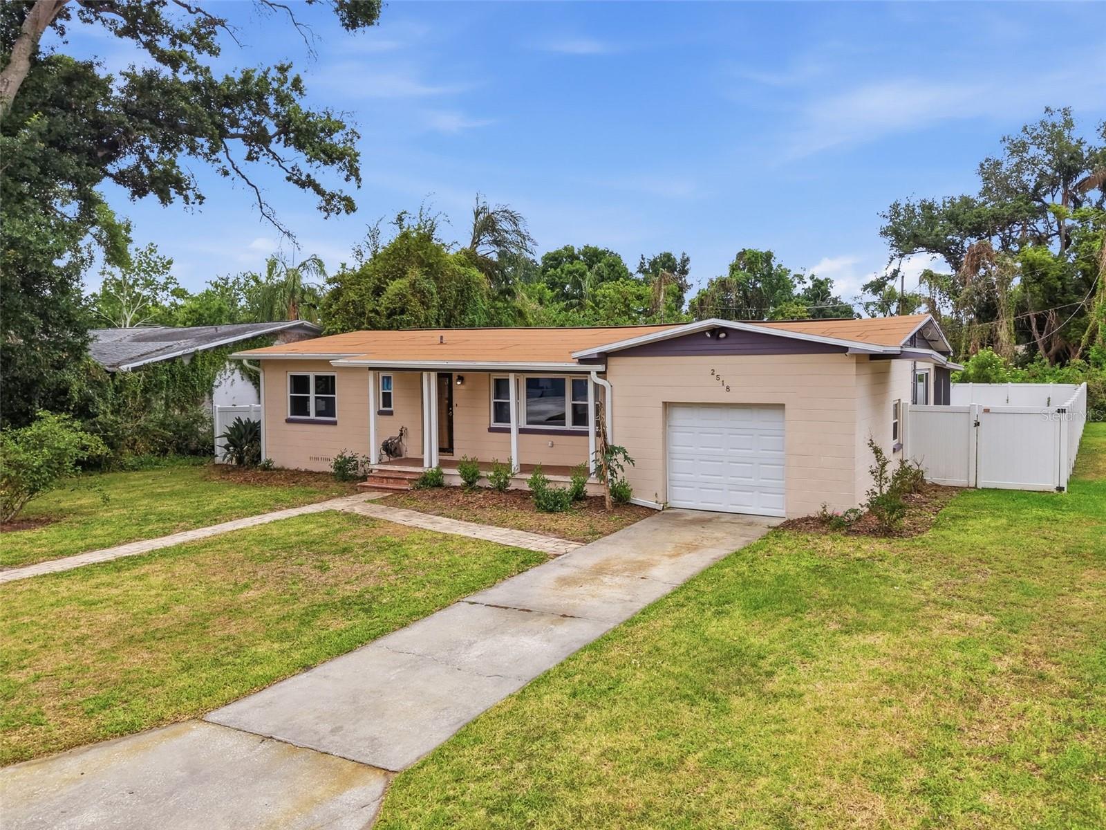 MARY DALE ESTATES - Residential