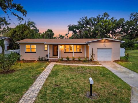 Photo of 2518 W North Street, Tampa, FL 33614 (MLS # TB8506203)