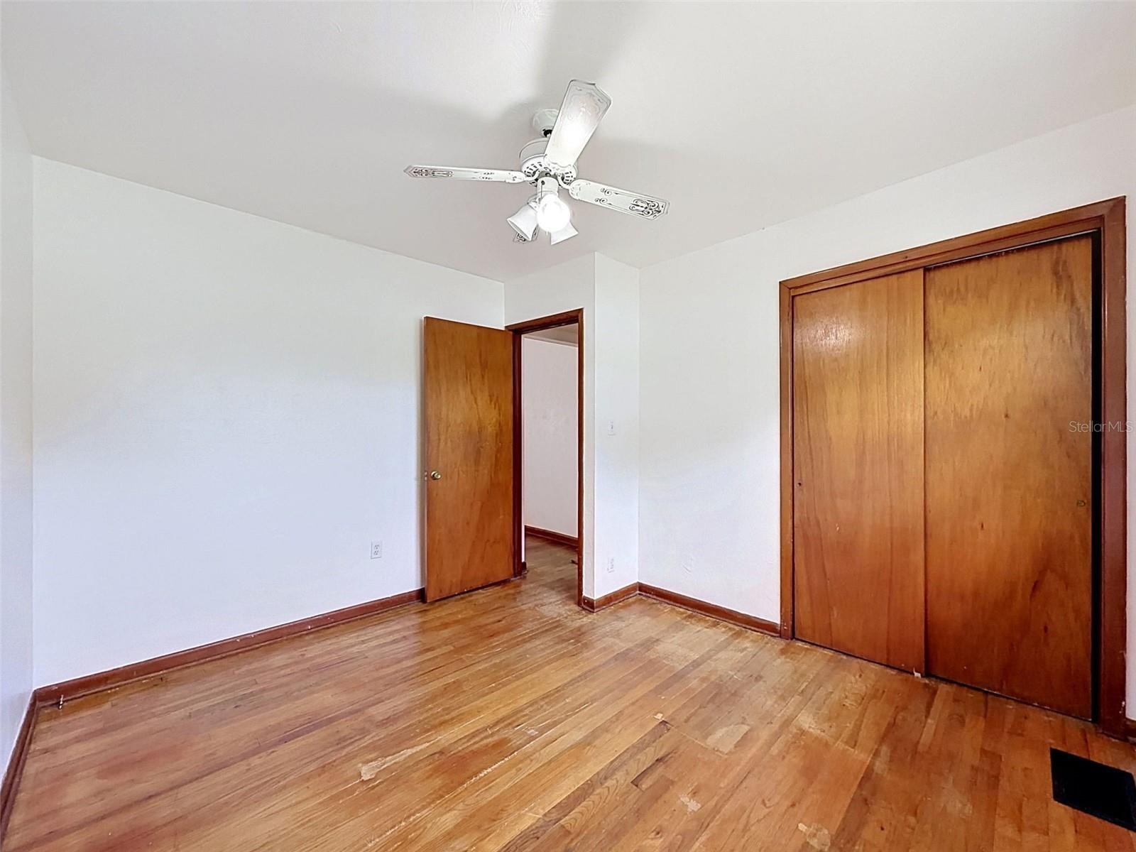 MARY DALE ESTATES - Residential