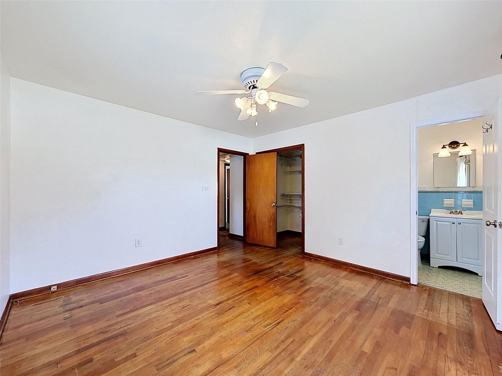 MARY DALE ESTATES - Residential