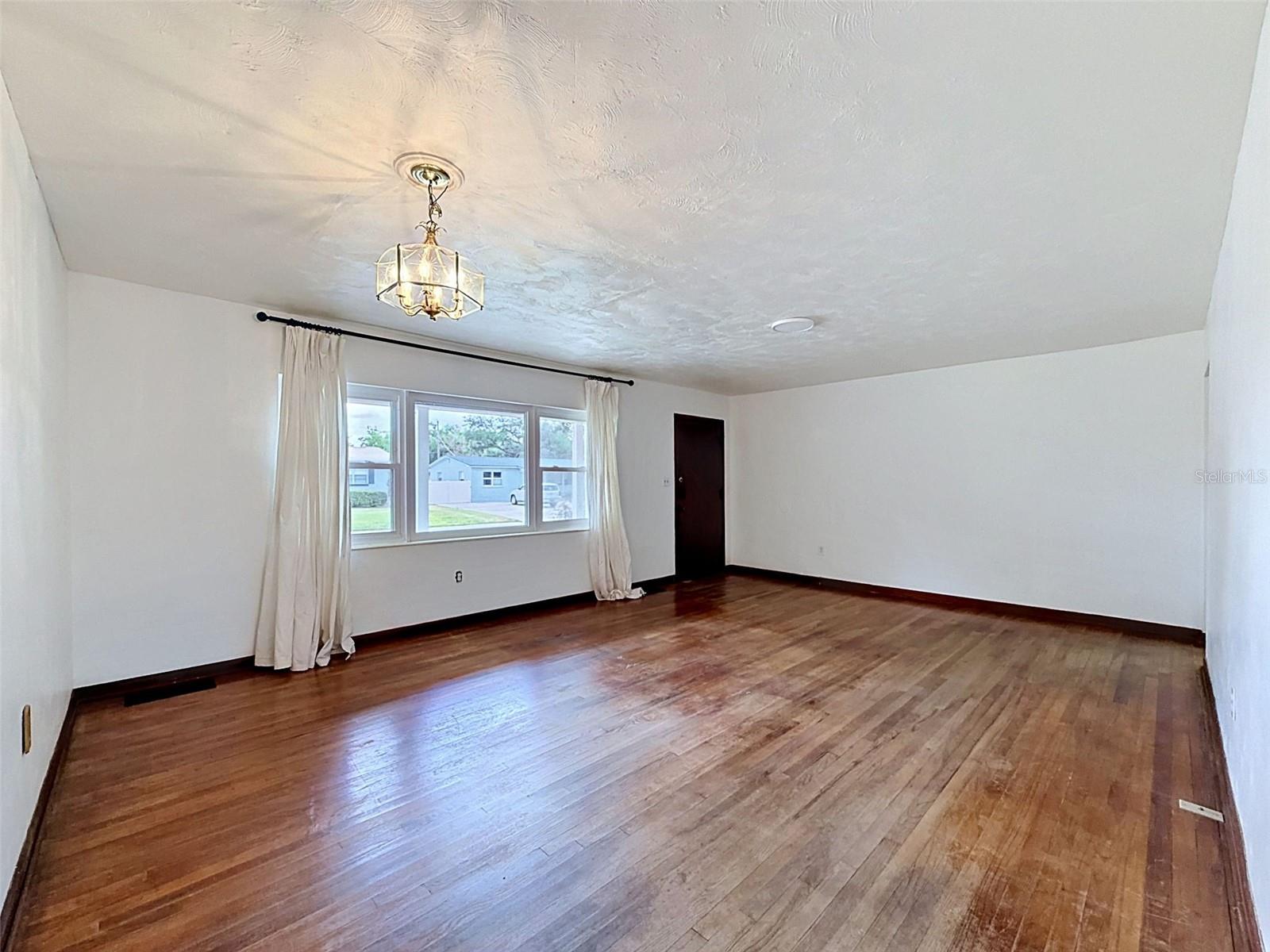 MARY DALE ESTATES - Residential