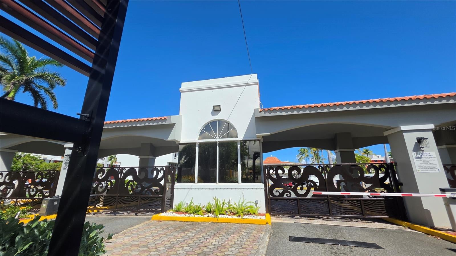 CHALETS DE LA PLAYA 178 CARIBE ST. 178