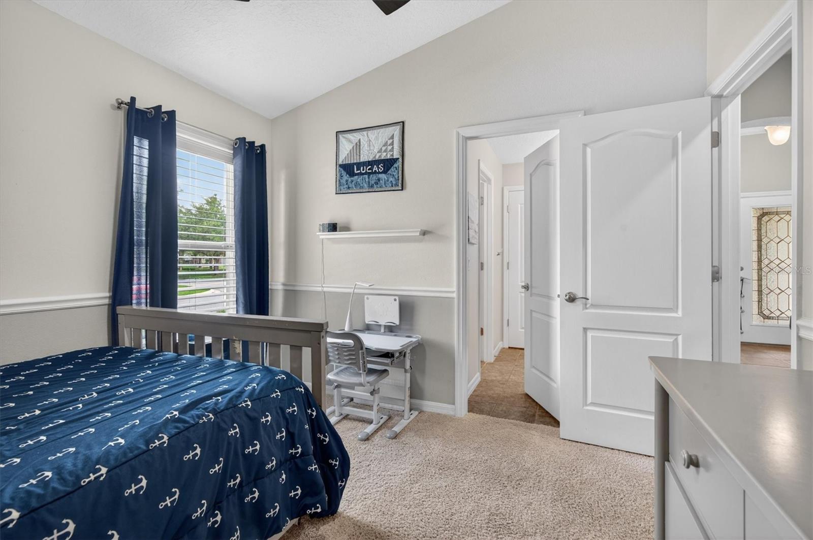 ENCLAVE/MOSS PARK - Residential