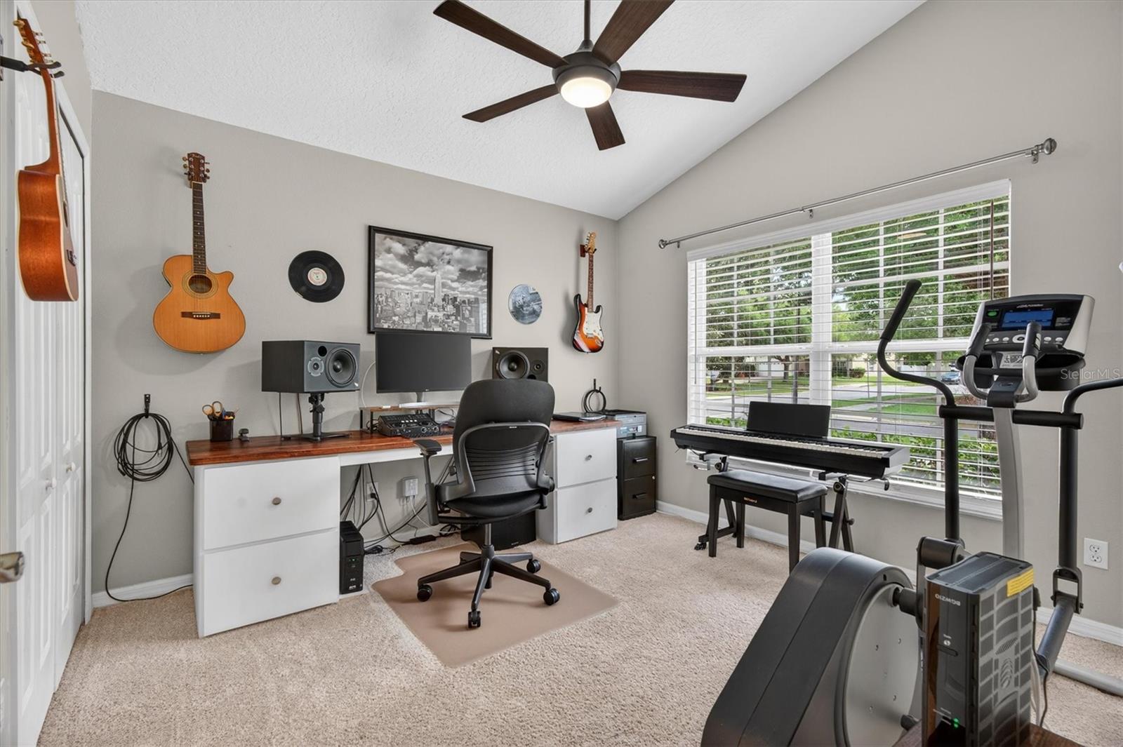 ENCLAVE/MOSS PARK - Residential