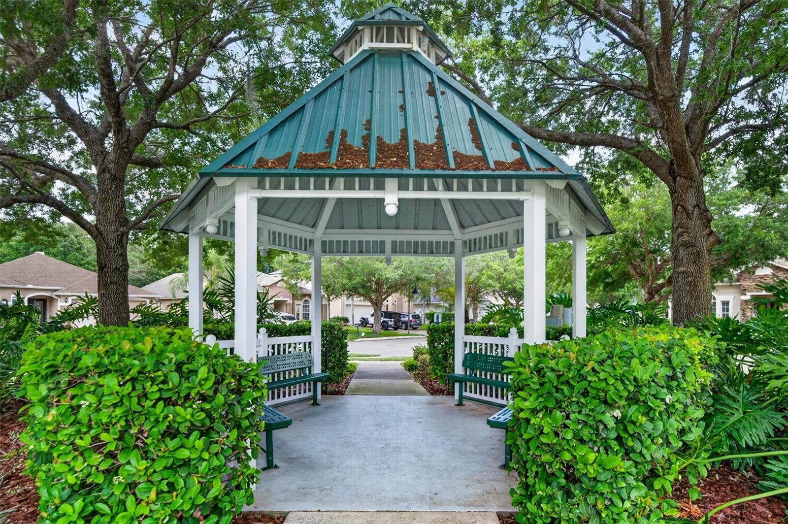 ENCLAVE/MOSS PARK - Residential