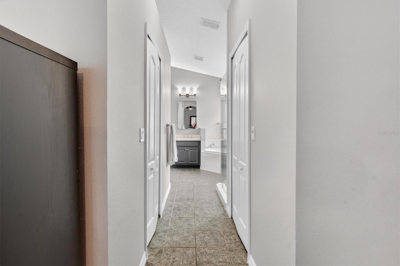 ENCLAVE/MOSS PARK - Residential