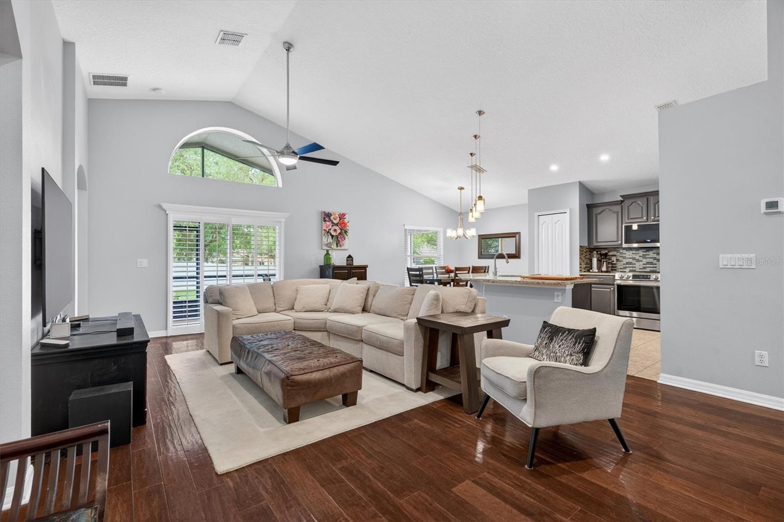 ENCLAVE/MOSS PARK - Residential