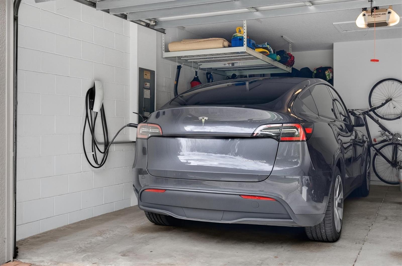 ENCLAVE/MOSS PARK - Residential