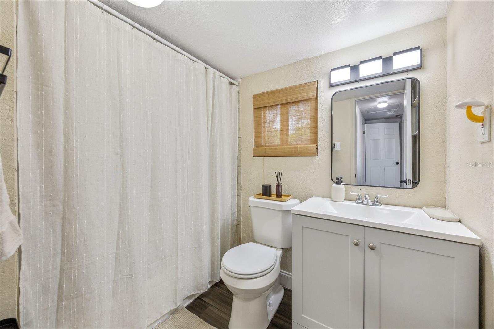 FAIRVIEW GARDENS - Residential