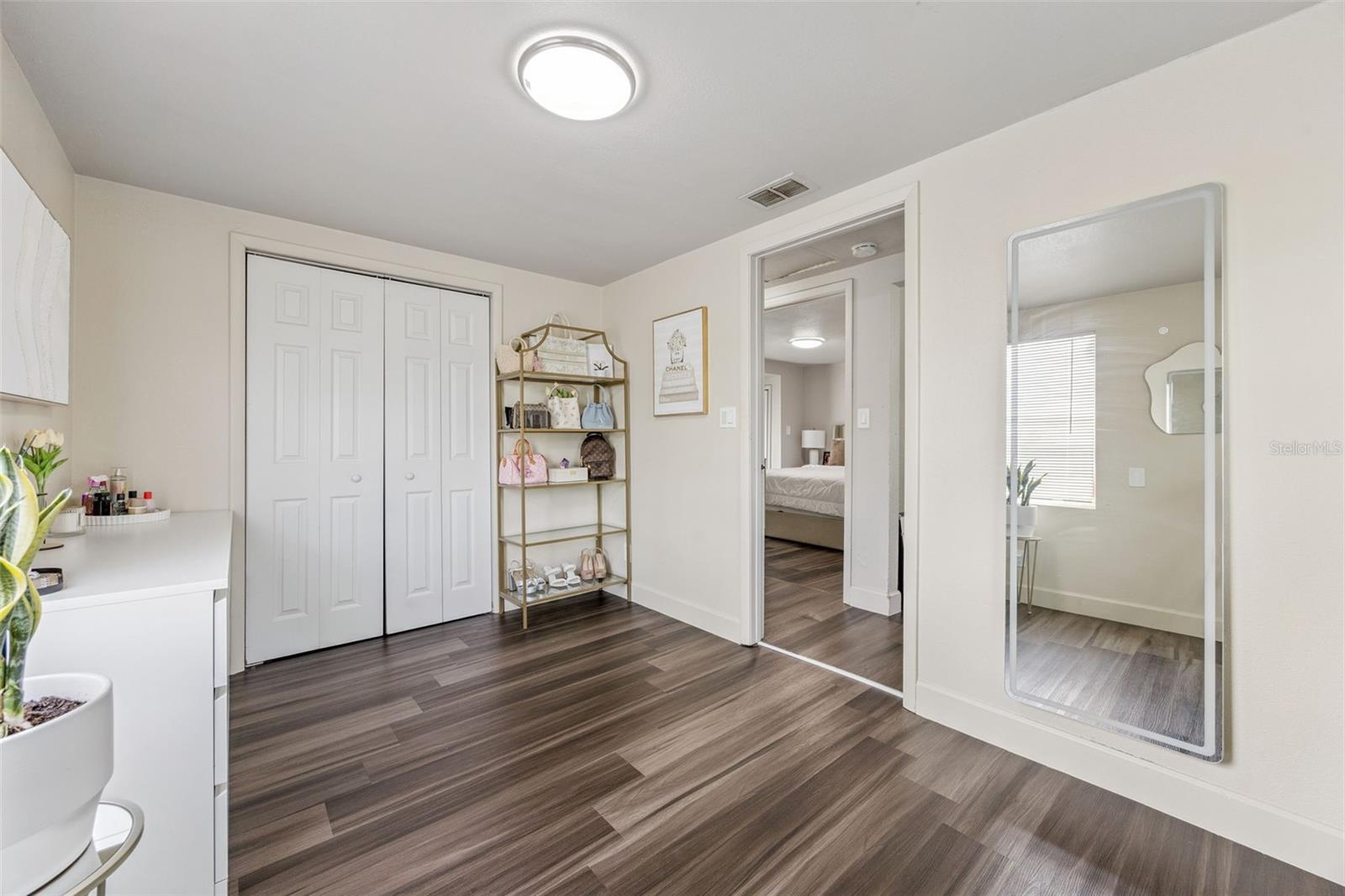 FAIRVIEW GARDENS - Residential