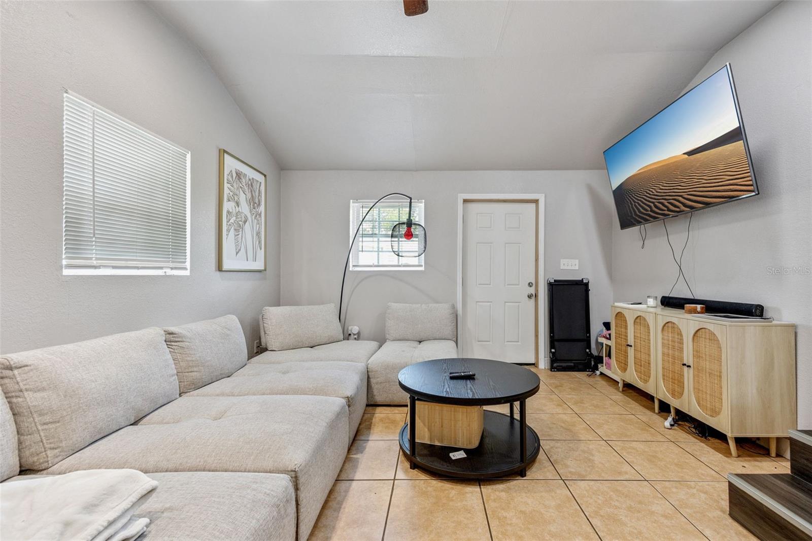 5212 ALOHA STREET