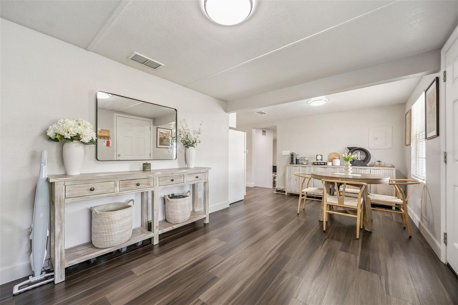 FAIRVIEW GARDENS - Residential
