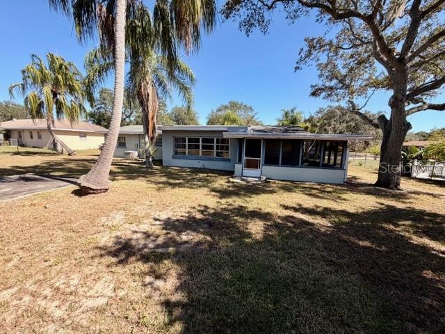 WOODLAND HILLS - Residential