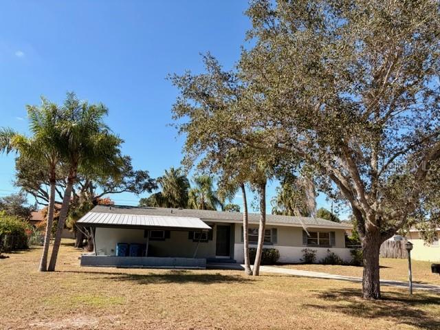 WOODLAND HILLS - Residential