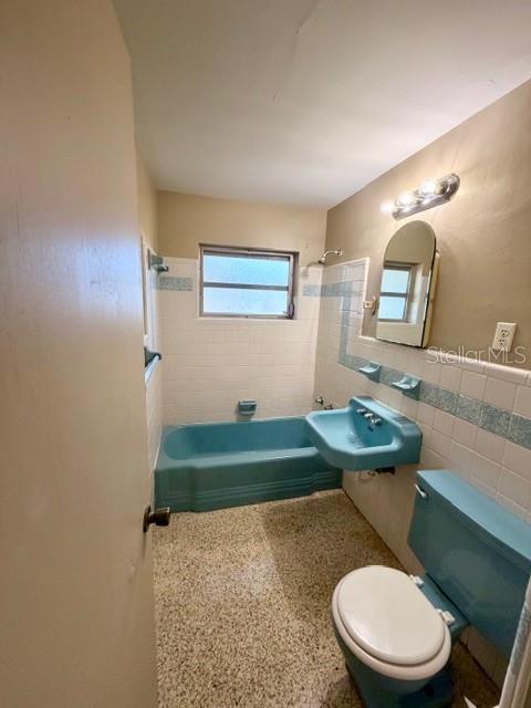 WOODLAND HILLS - Residential