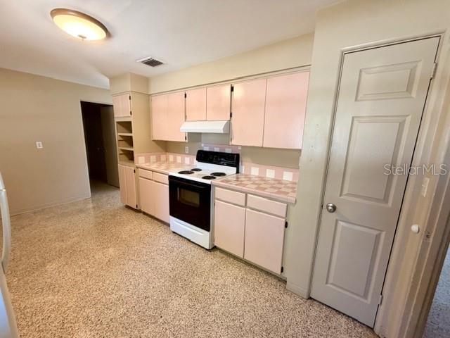 WOODLAND HILLS - Residential