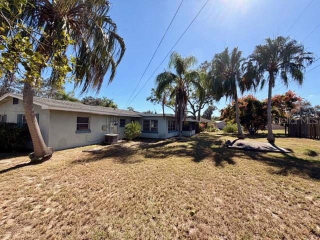 WOODLAND HILLS - Residential