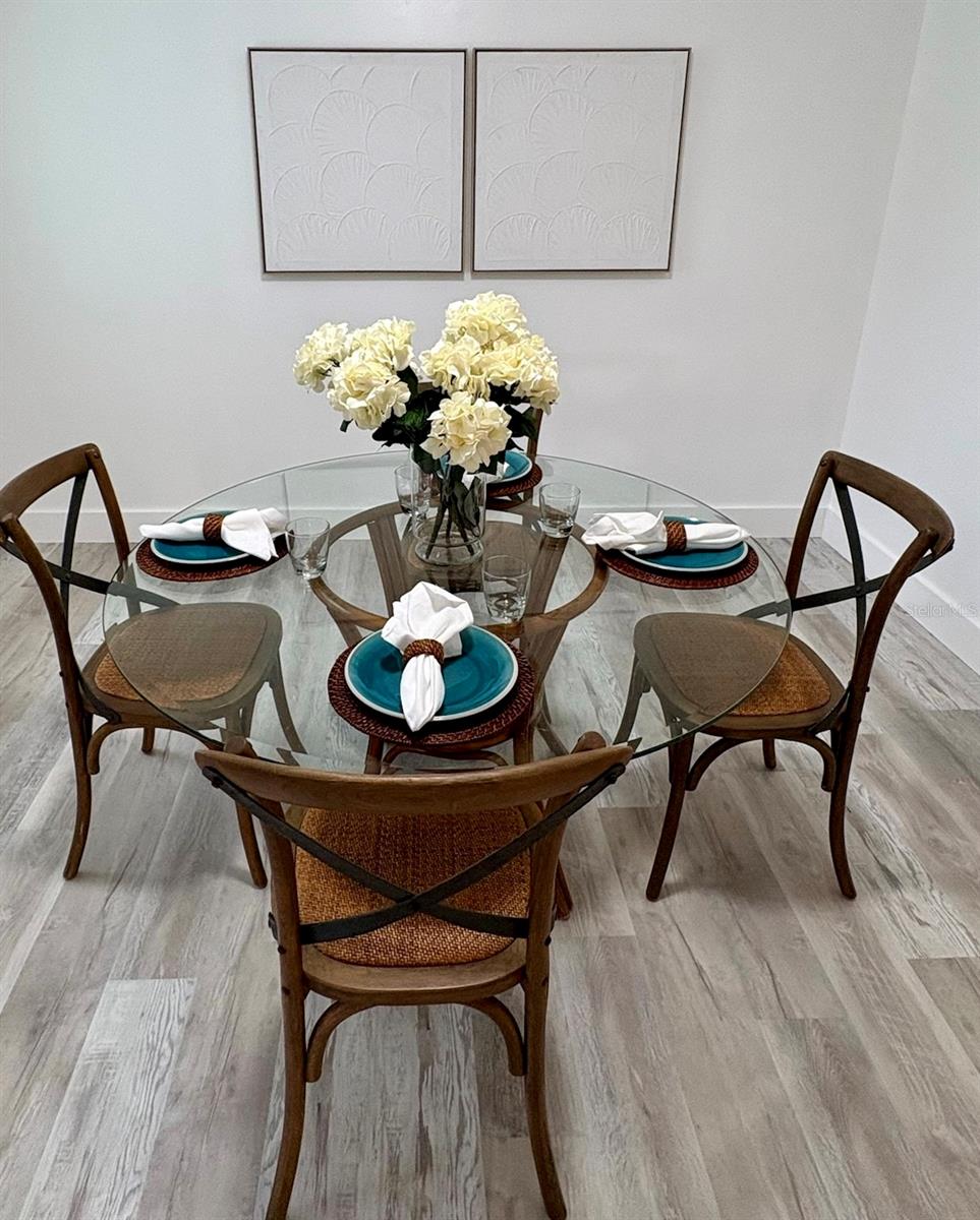 VILLAGE GREEN OF BRADENTON - Residential