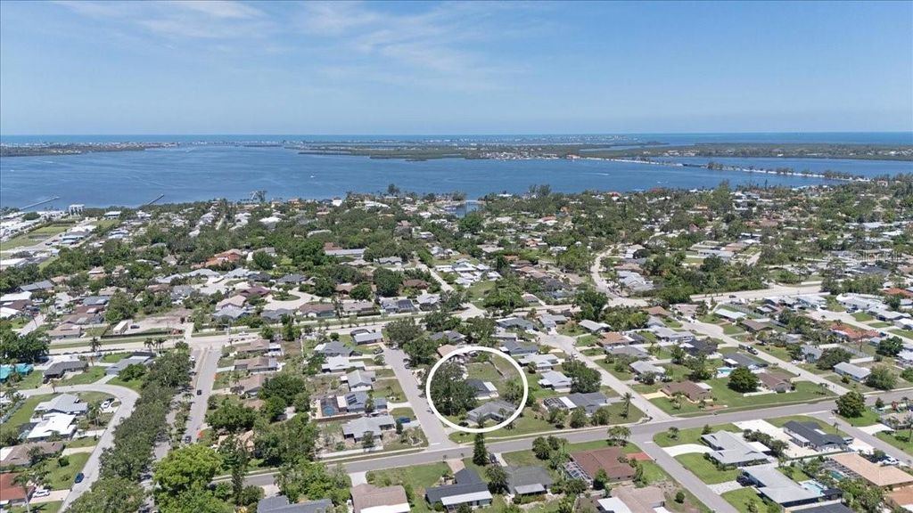 Photo of 7308 17th Avenue W, Bradenton, FL 34209 (MLS # A4656936)