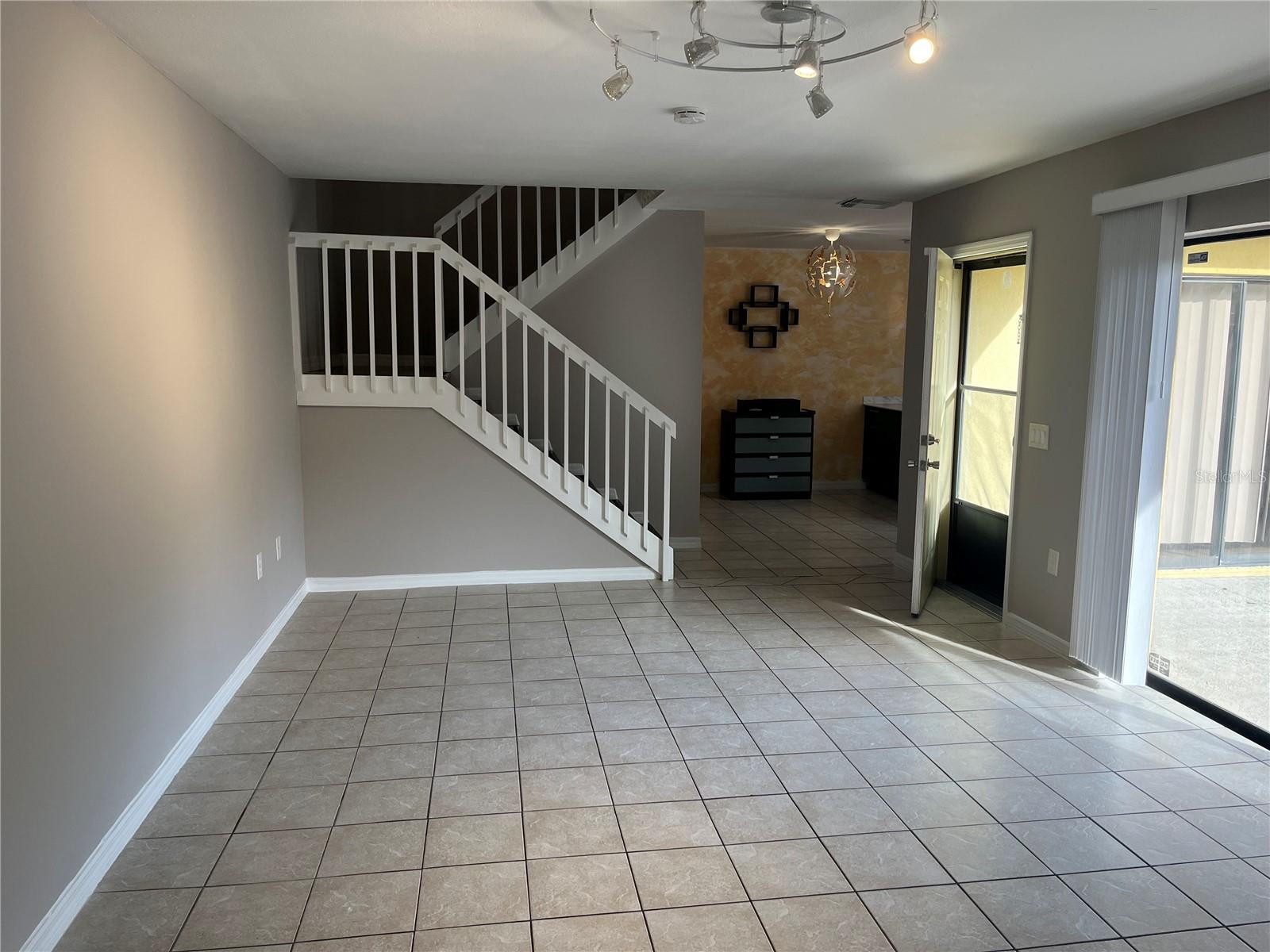 MIDDLEBROOK PINES PH 04 - Residential