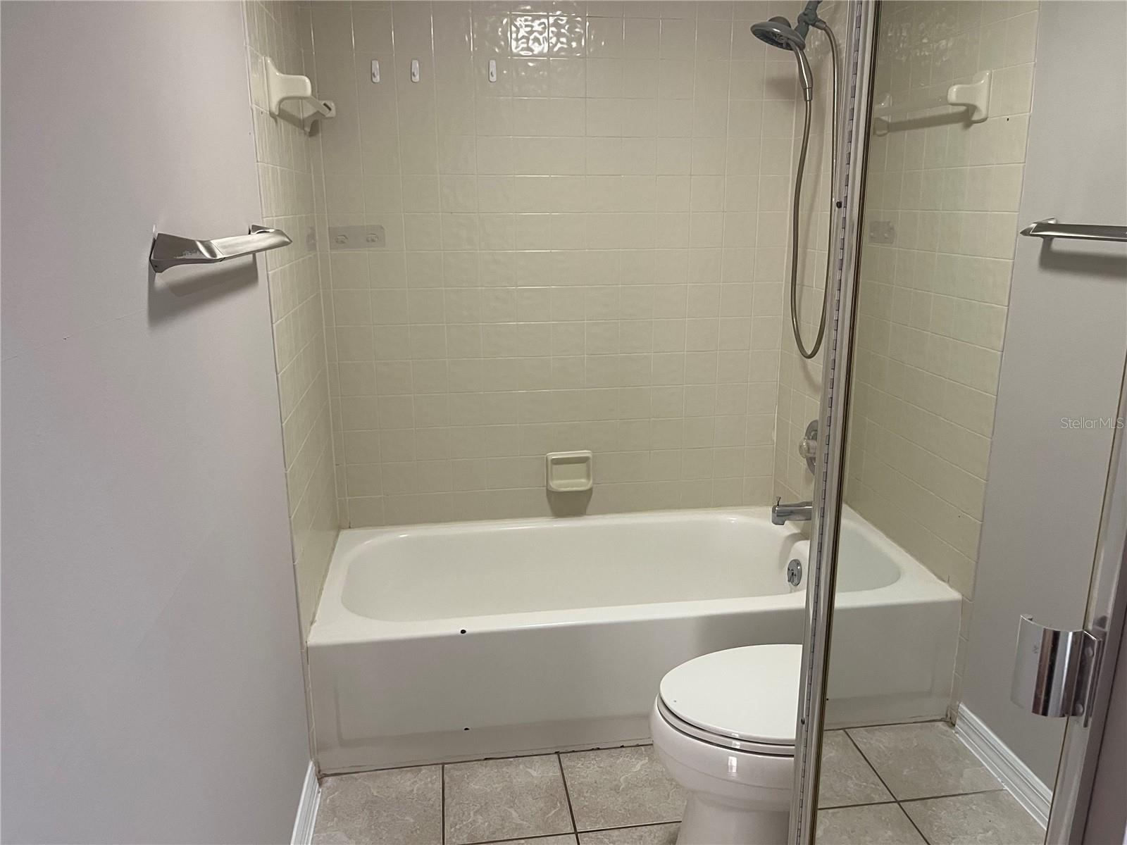 MIDDLEBROOK PINES PH 04 - Residential