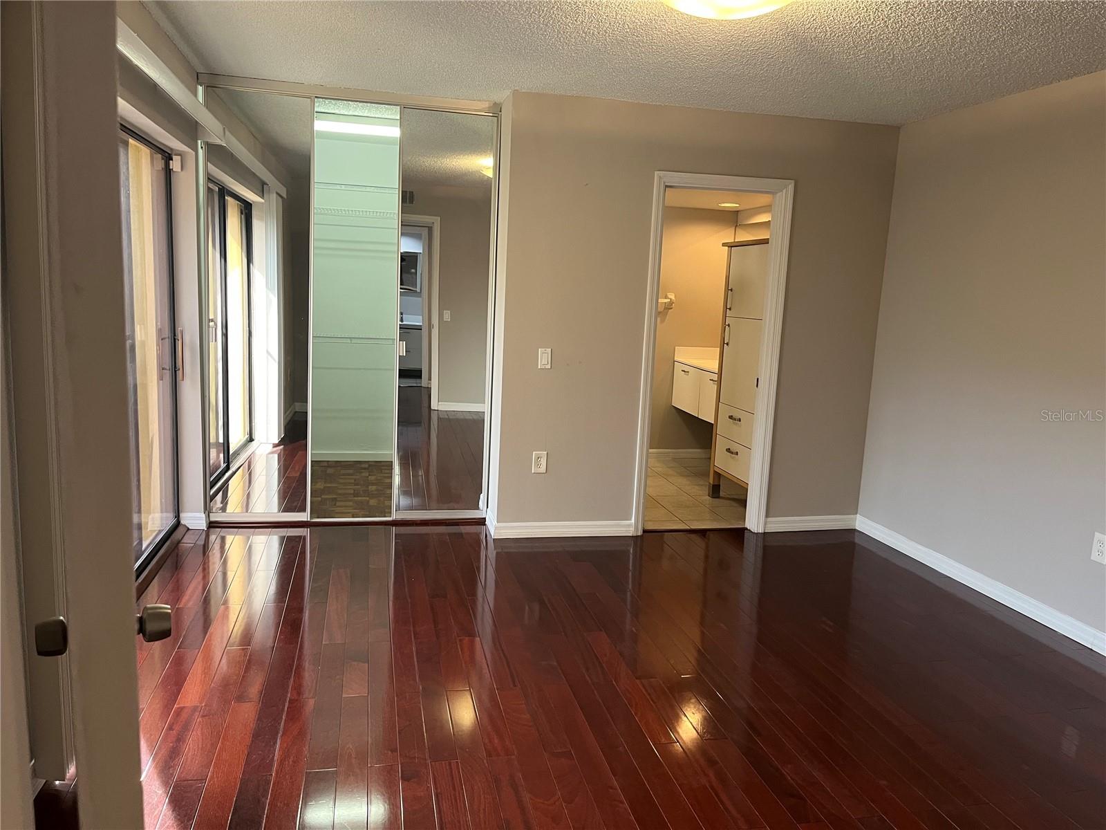 MIDDLEBROOK PINES PH 04 - Residential