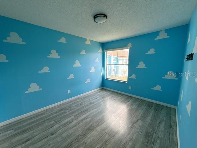 VILLAS AT SOMERSET THE - Residential