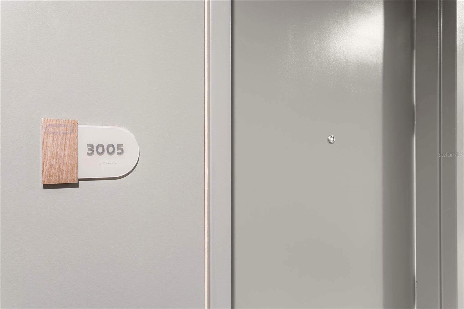 CONDO RESIDENCES AT 400 CENTRAL - Residential